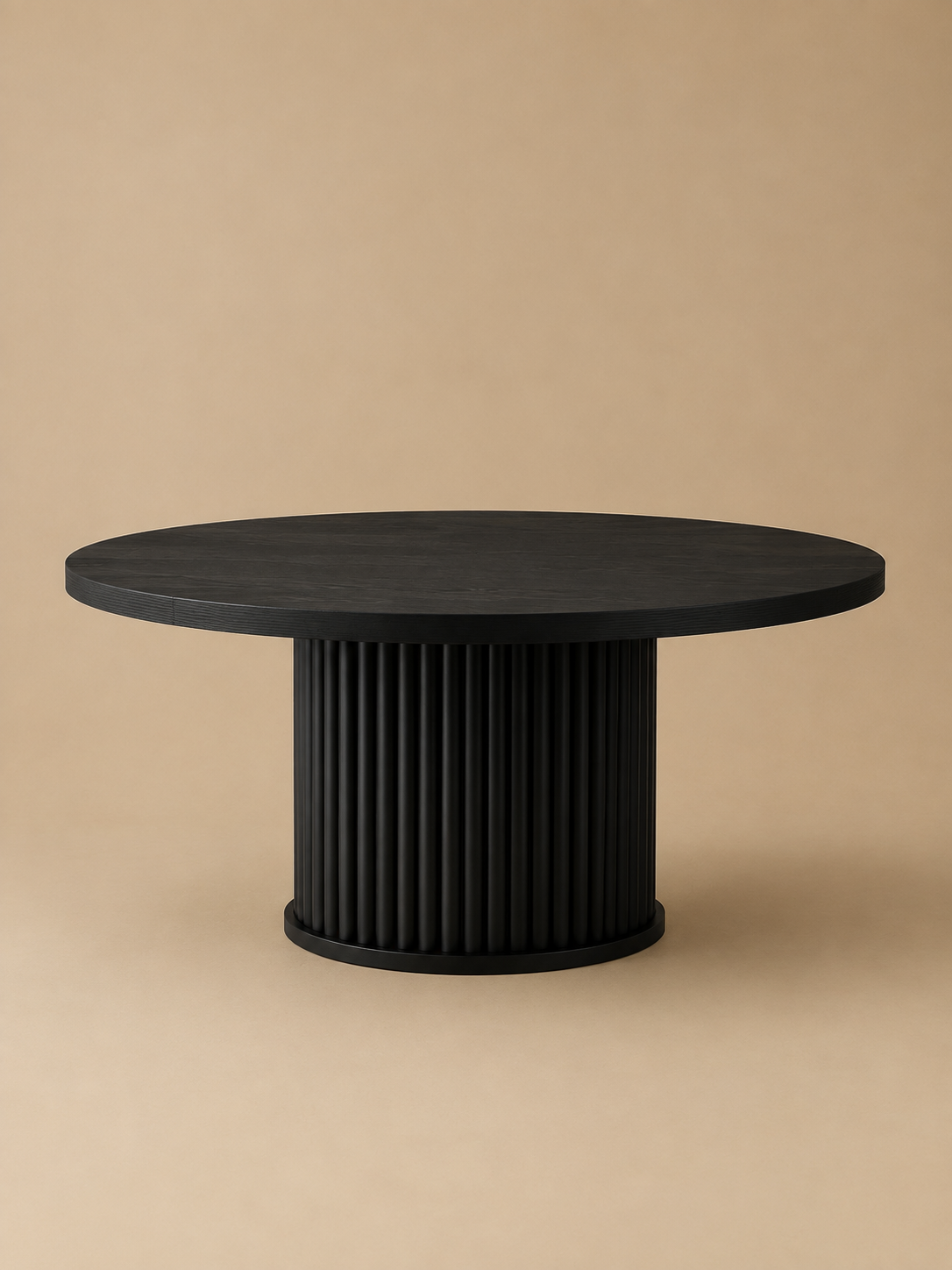 Fluta – Table ronde à manger noire 120cm, pied cannelé