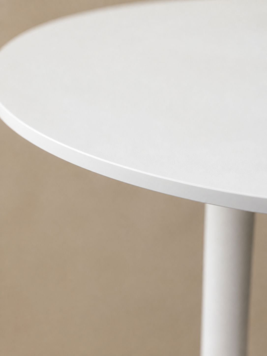 Steela – Table ronde à manger 2 personnes, pieds acier