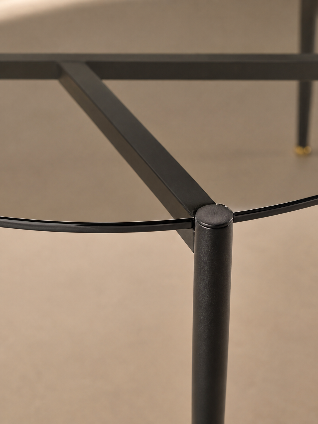 Cristalina – Table basse ronde verre trempé, métal