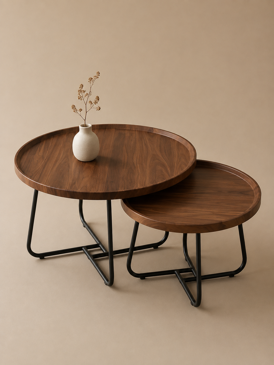 Cannelé – Tables basses gigognes rondes noyer, set de 2