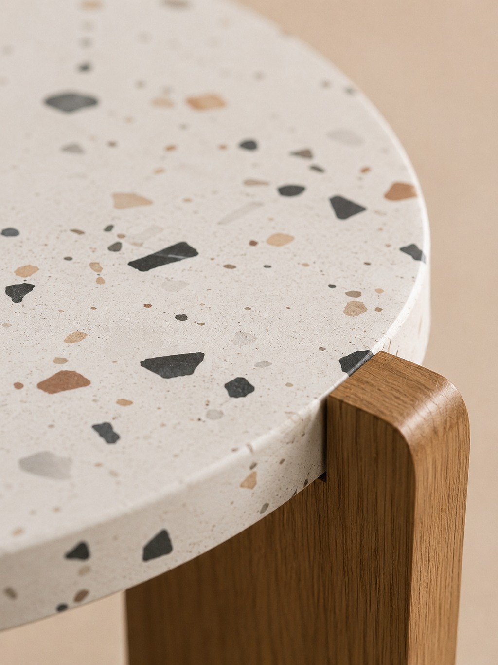 Terrazza – Tables basses gigognes rondes terrazzo, pieds bois